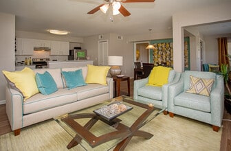 The Westcott Apartments in Tallahassee, FL - Building Photo - Interior Photo