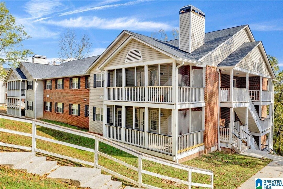 1707 Morning Sun Cir in Hoover, AL - Building Photo