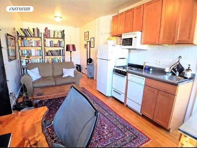 property at 231 8th St