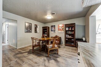 1414 Hollywood Ave in Norman, OK - Building Photo - Building Photo