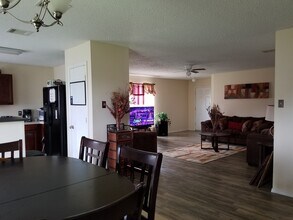 8103 Zephyr Ct in Arlington, TX - Building Photo - Building Photo