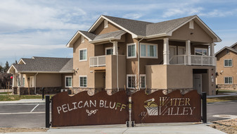 Pelican Bluff Apartamentos