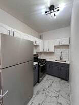 117 Wade St, Unit 4G in Jersey City, NJ - Building Photo
