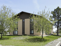 220 W 4th St in Monument, CO - Foto de edificio - Building Photo