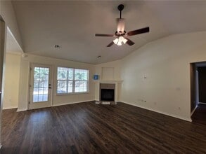 2 Sidebottom Cir in Bella Vista, AR - Foto de edificio - Building Photo