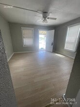 820 W Point Rd in Corpus Christi, TX - Building Photo - Building Photo