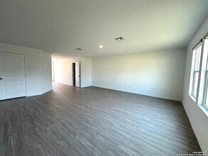 5451 Calton Bnd in San Antonio, TX - Building Photo - Building Photo