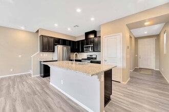 5661 Warm Light St in Las Vegas, NV - Building Photo - Building Photo