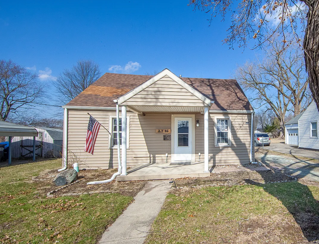 property at 2516 E 4th St