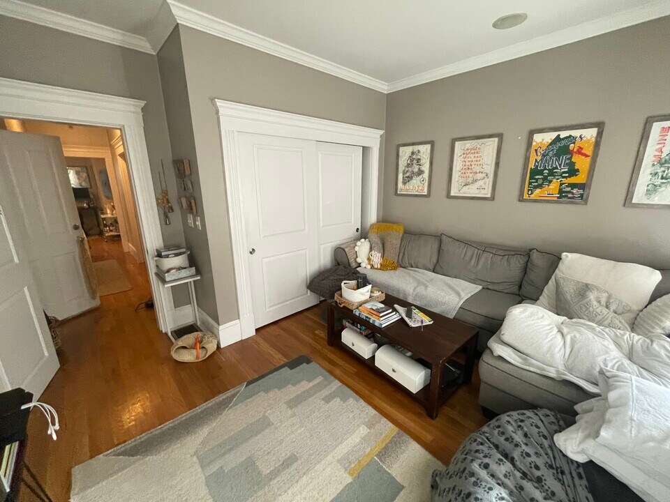 3 Grimes St, Unit 1 in Boston, MA - Building Photo