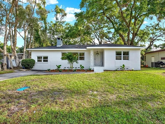property at 1352 Parkwood St