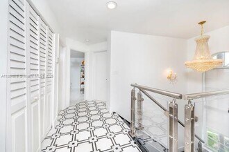 9870 NW 47th Terrace in Doral, FL - Building Photo - Building Photo