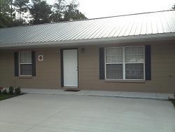 21 NW 8th St in Chiefland, FL - Foto de edificio - Building Photo