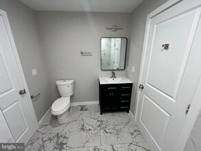 36 N Narberth Ave in Narberth, PA - Building Photo - Building Photo