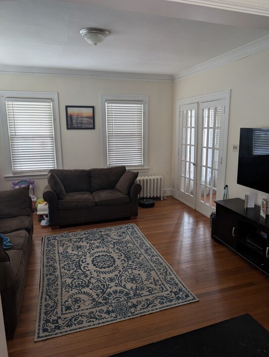 26 Lancaster Rd in West Hartford, CT - Foto de edificio