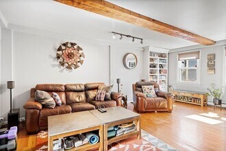 40 Pleasant St, Unit 1 in Boston, MA - Building Photo - Building Photo