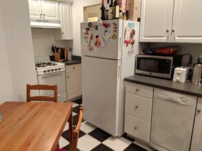 336 Harvard St, Unit 4 in Cambridge, MA - Building Photo - Building Photo