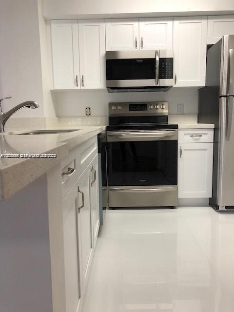 property at 650 S Park Rd