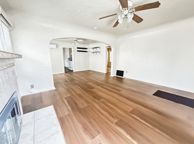 property at 141 S 3rd Ave