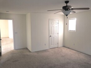 6978 Foggy Mist Ave in Las Vegas, NV - Building Photo - Building Photo