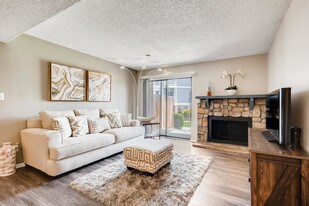 Villas at Holly in Centennial, CO - Building Photo