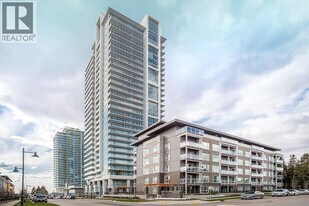 525 Foster Ave in Coquitlam, BC - Building Photo