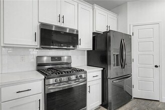 5377 Clear Spgs Ave in Springdale, AR - Building Photo - Building Photo