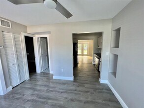 5634 Garfield St in Hollywood, FL - Building Photo - Building Photo