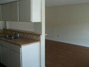 4709 Harmon Ave in Austin, TX - Building Photo - Building Photo