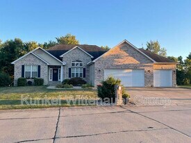 167 Wyndrose Dr in Belleville, IL - Building Photo