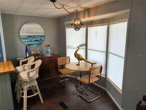 501 Longwood Dr in Venice, FL - Building Photo - Building Photo