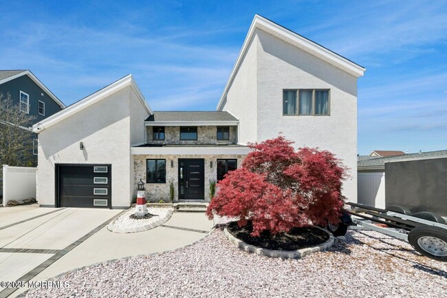 property at 385 Aldo Dr