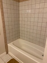 6216 Mandeville St in New Orleans, LA - Building Photo - Building Photo