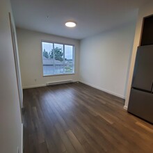 15738 85 Av in Surrey, BC - Building Photo - Building Photo