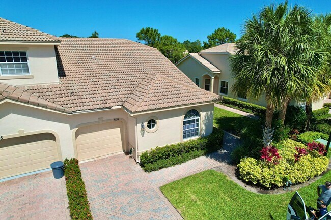 8110 Carnoustie Pl in Port St. Lucie, FL - Building Photo - Building Photo
