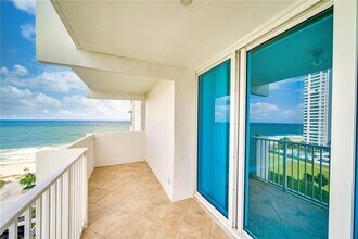 1360 S Ocean Blvd in Pompano Beach, FL - Building Photo - Building Photo