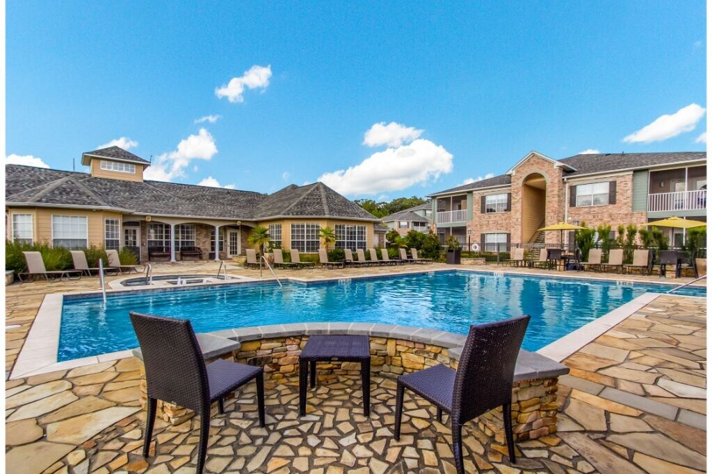 Ashford Place Apartment Homes Flowood, MS Apartments