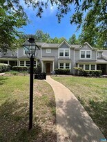 3210 Gateway Cir in Charlottesville, VA - Building Photo