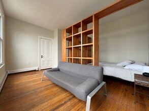 367 Somerville Ave, Unit G in Somerville, MA - Foto de edificio - Building Photo