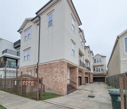 5520 Kiam St in Houston, TX - Building Photo - Building Photo