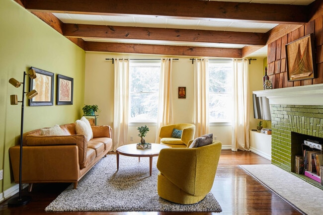 property at 3308 Cliff Rd