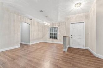 6000 NW 43rd Terrace in Coconut Creek, FL - Building Photo - Building Photo