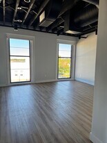 100 W Union St, Unit Cornwell Building in Morganton, NC - Building Photo