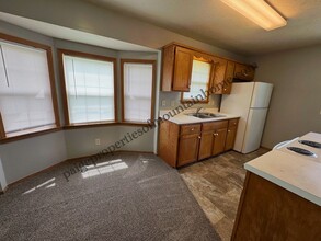 402 S 3rd St in Flippin, AR - Building Photo - Building Photo