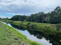 2856 Garden Dr S in Lake Worth, FL - Foto de edificio - Building Photo