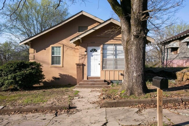 4224 W 16th St in Little Rock, AR - Building Photo - Building Photo