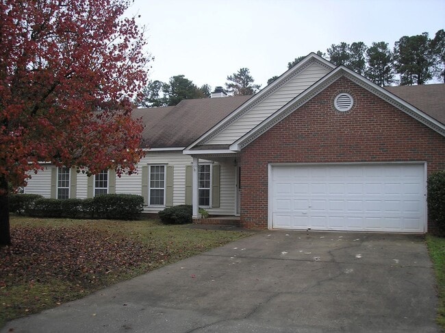 property at 414 Saddlebrooke Rd