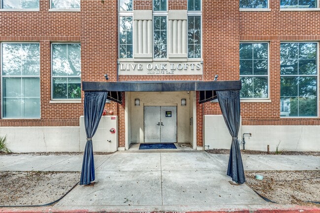 1312 Live Oak St in Houston, TX - Building Photo - Building Photo