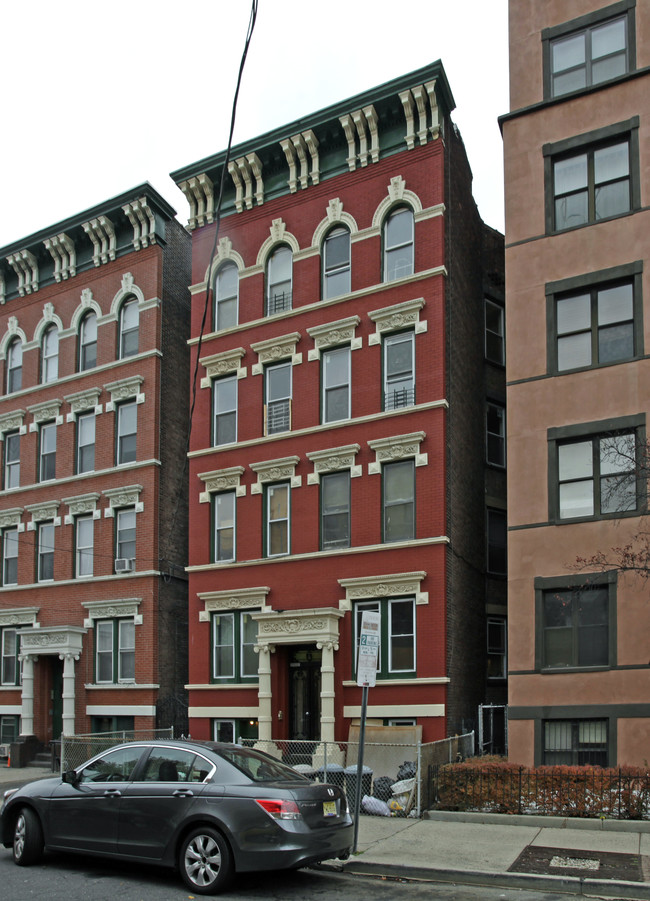 41 Van Wagenen Ave in Jersey City, NJ - Foto de edificio - Building Photo