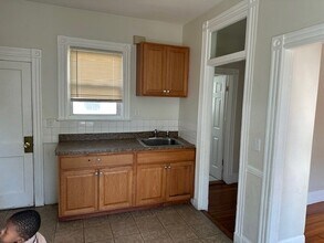 142 Dakota St in Boston, MA - Building Photo - Building Photo